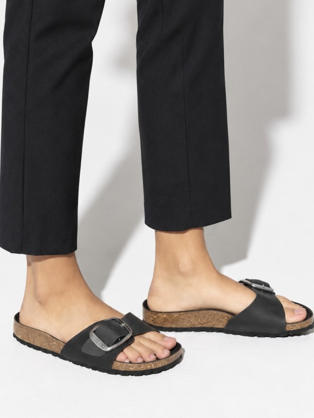 NEW Birkenstock Madrid Big Buckle Sandal Black Leather Soft Footbed Germany Sz 8